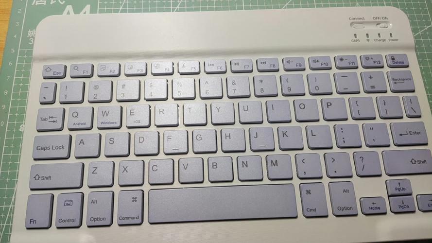 iPad5可以连接键盘吗