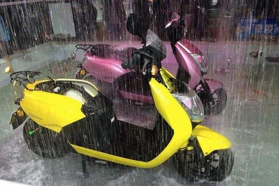 雅迪淋了一夜大雨要紧吗
