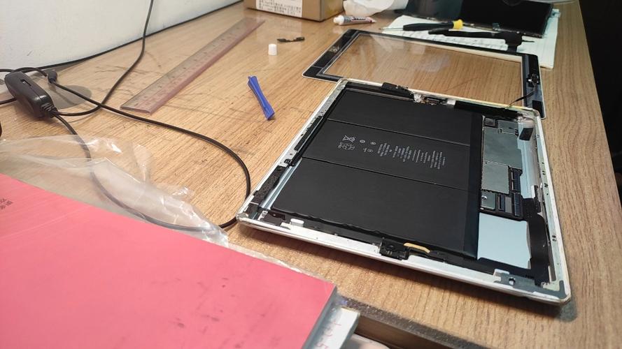 ipad4触摸屏排线安装图