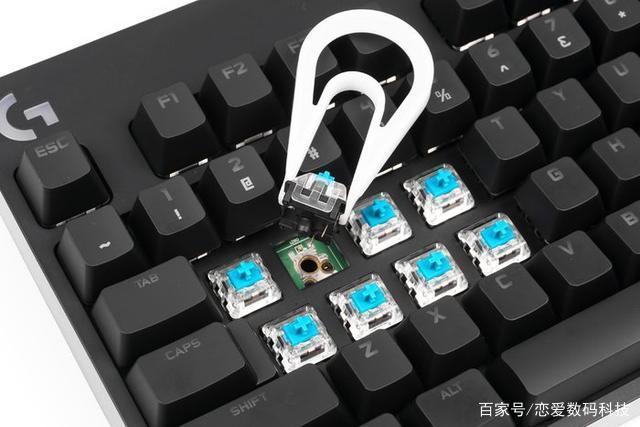 罗技机械键盘轴怎么拆