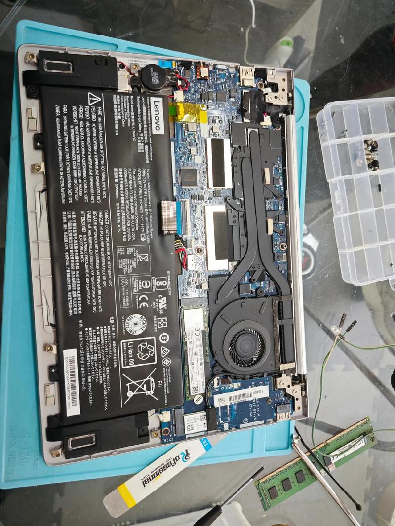 联想g460换固态硬盘教程