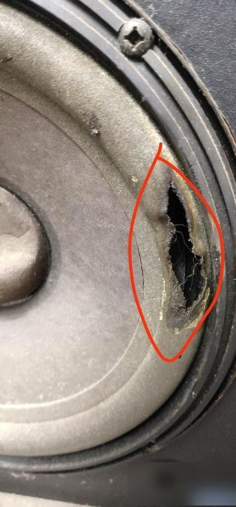 汽车音响破音的原因