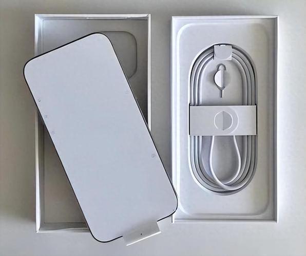 iphone盒子下面有没有数据线