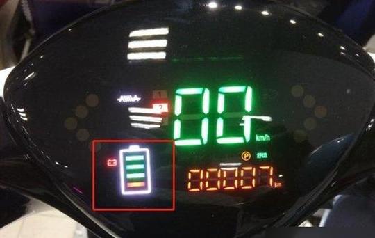 爱玛电动车报警e4故障怎么解决