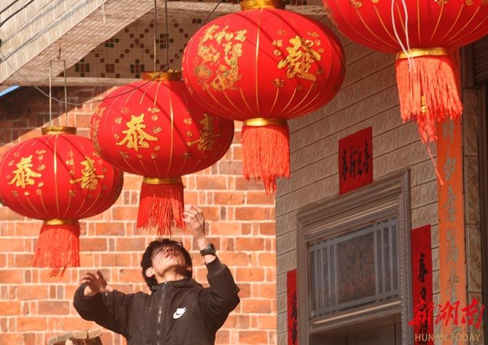 灯笼怎么挂