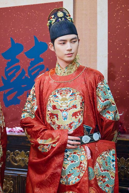 奉旨逃婚主角是谁