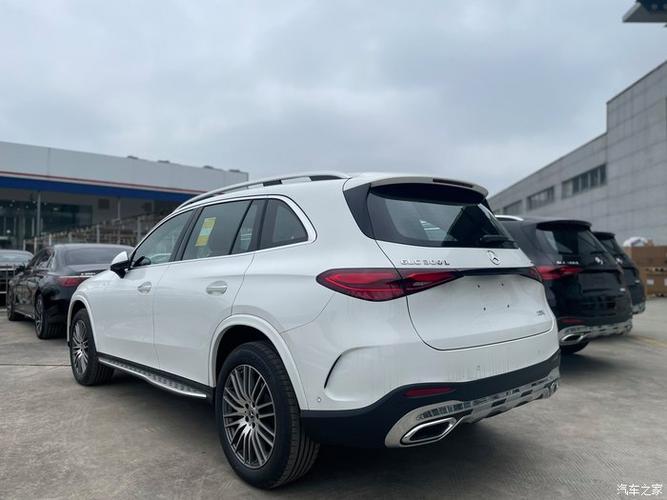 奔驰glc300图片