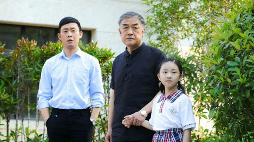 我的亲爹和后爸 电视剧缩略图