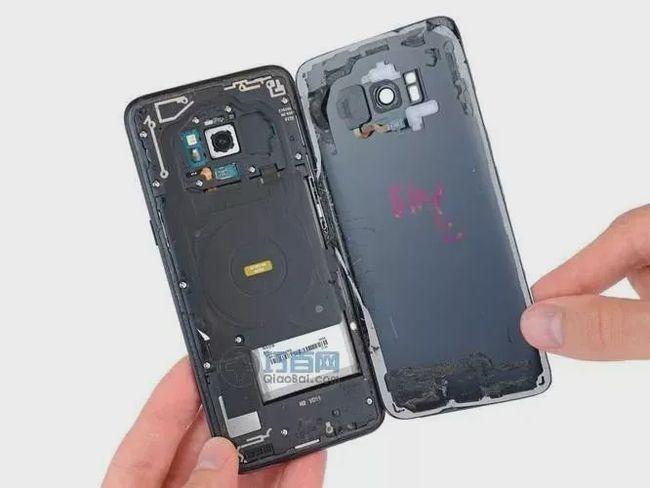手机后盖打开后怎么粘上