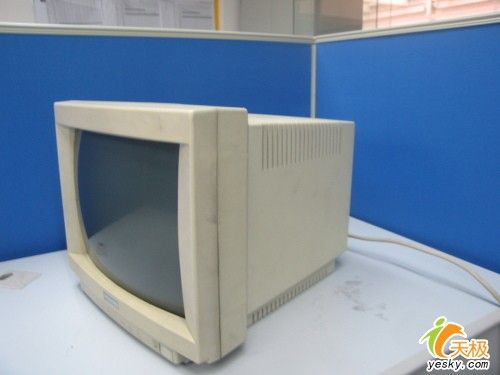 经典显示器