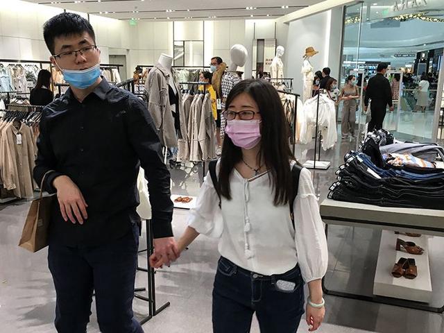 逛街的逛
