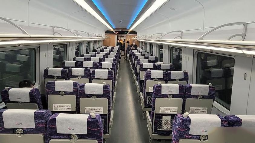 D190二等座什么样子