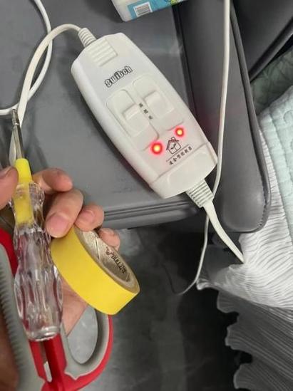 电热毯不热了灯还亮着怎么回事