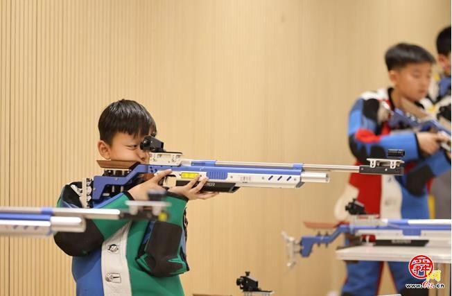 电子激光打靶枪