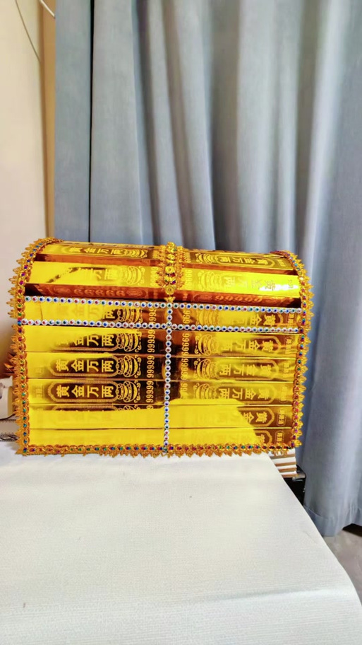 祭祀用的金砖桌折