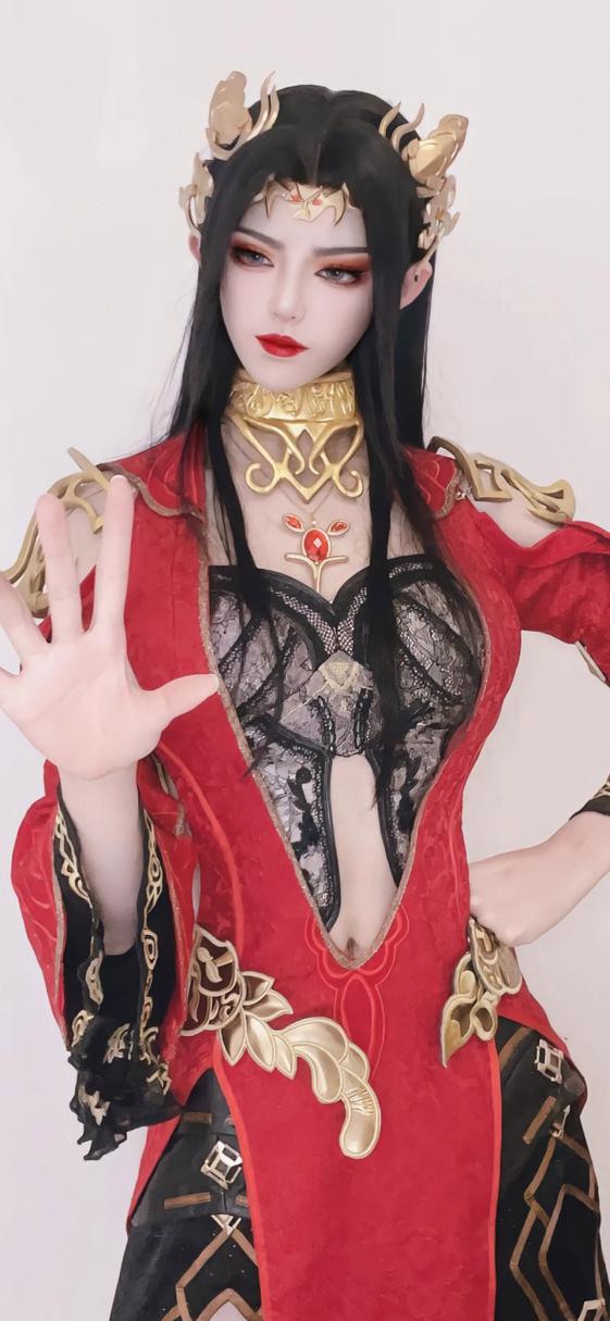 美杜莎真人版cos