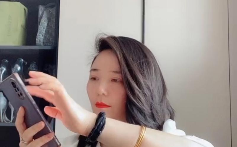易直播app官方网站游戏截图