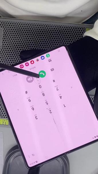 我买oppo手机用刷屏坏点出了一条白线