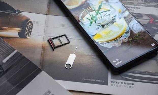 华为p30卡槽怎么打不开