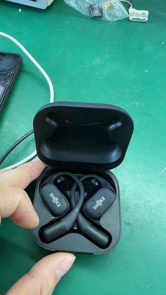 韶音充电红灯解决方法
