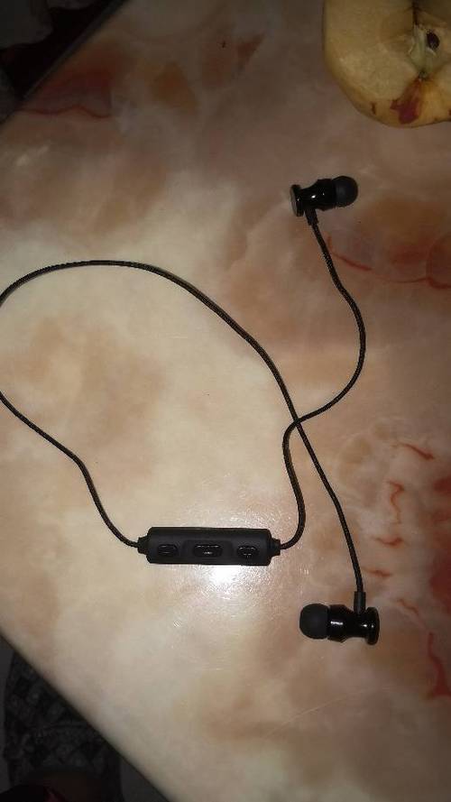 蓝牙耳机绿灯一直闪烁游戏截图