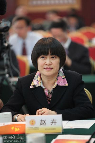 宜信女总裁