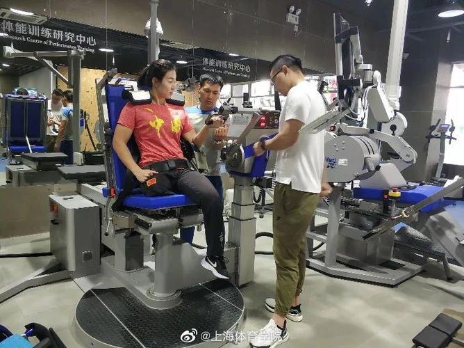 单手提40斤力气大吗截图