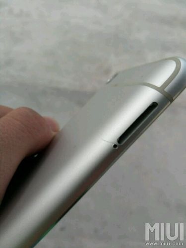 手机牙签断卡槽里面了