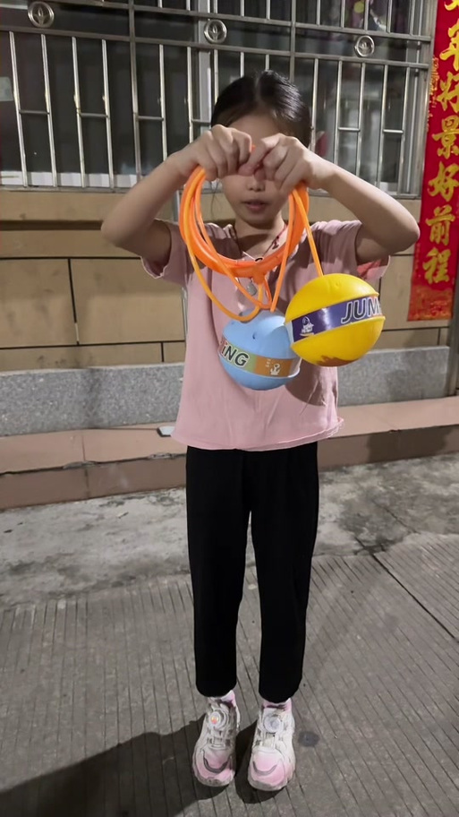 跳跳球的玩法
