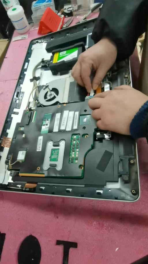 华硕后盖拆卸图解视频
