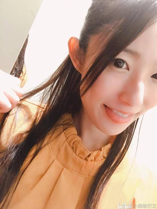 甜冲杏梨