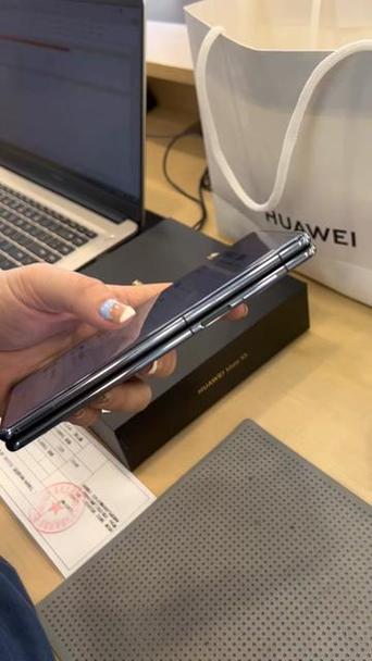 华为x5插卡在哪里缩略图