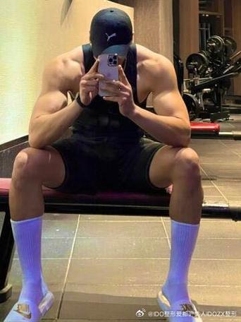 男人玩Vversion