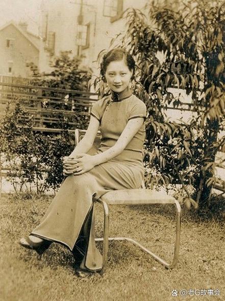 穿越民国商人美女系统