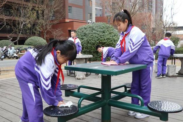 小学生为社区做的事