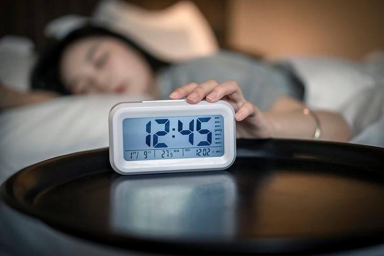 睡眠模式闹钟的实用性