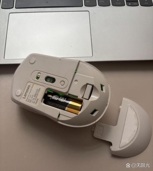 蓝牙鼠标电量低时表现