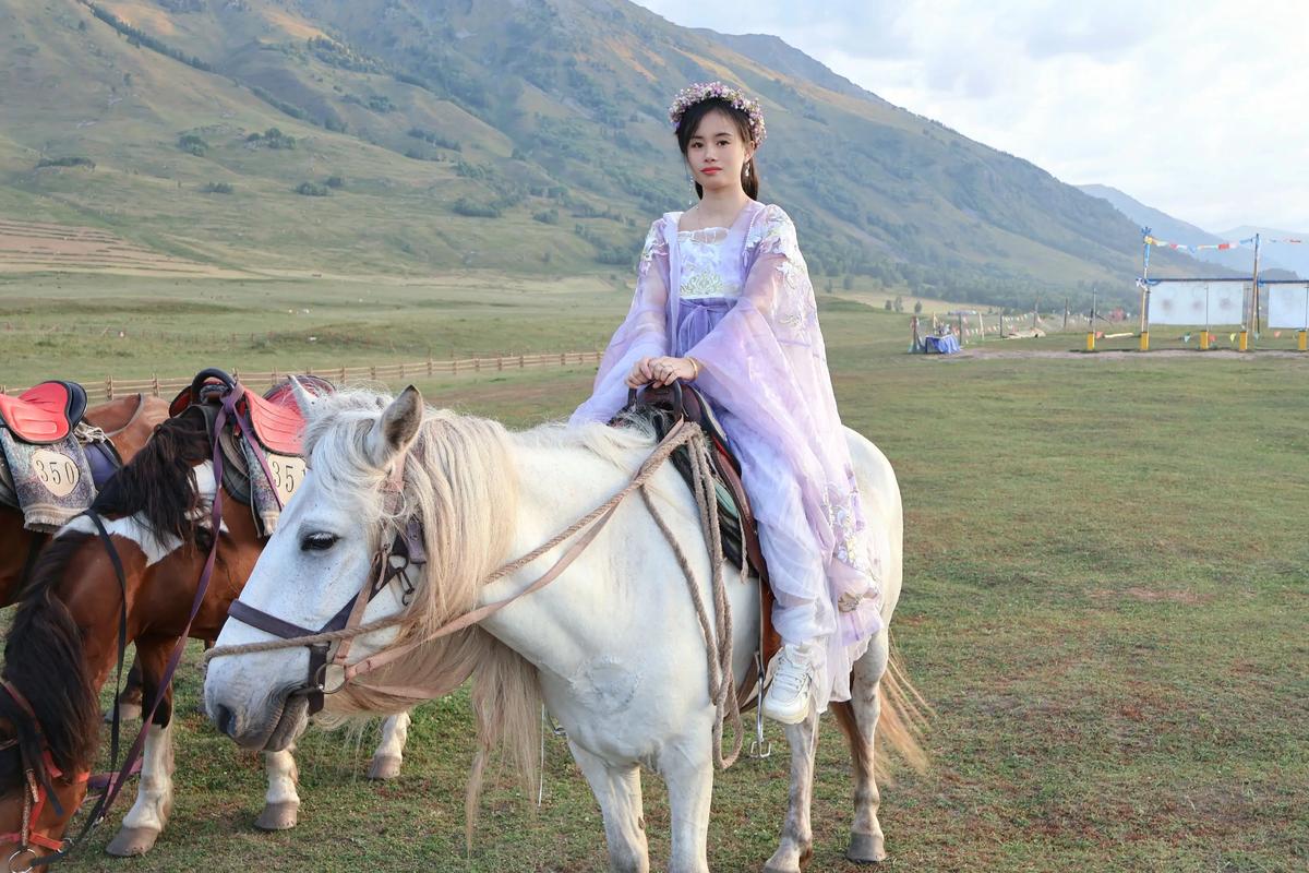 穿越女儿国的种马缩略图
