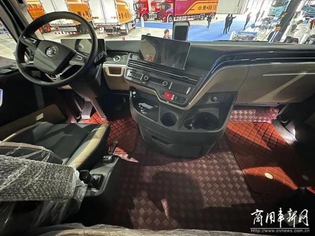 德龙x6000驾驶室缩略图