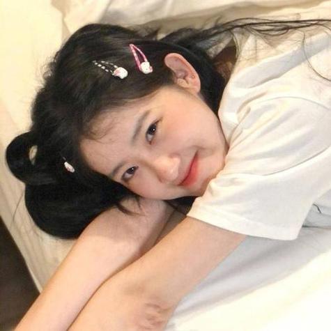 长得好看的还很逗比的女生