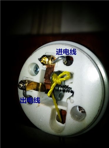 灯头线接老式拉线开关