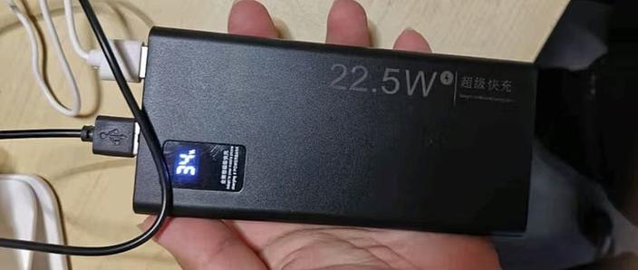 一万毫安的充电宝可以充多少电