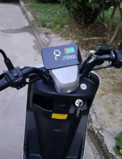 雅迪电动车上的p按钮是什么意思
