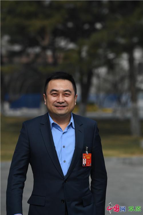 石磊个人信息