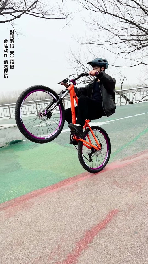 如何接楼梯?自行车