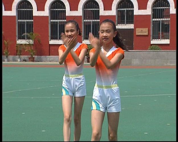 小学生七彩阳光第三套