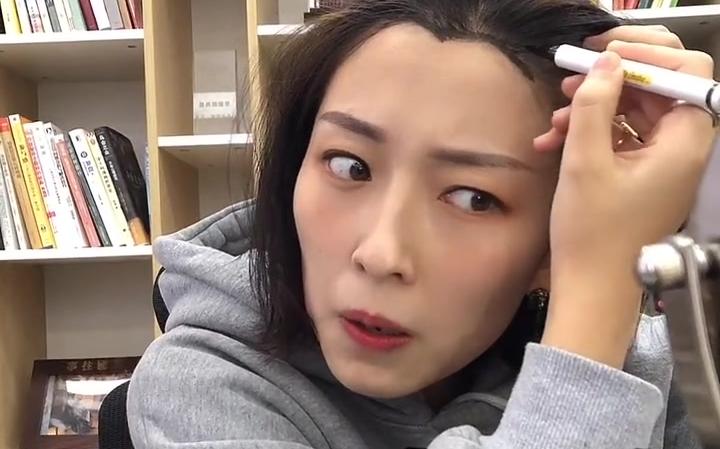疯产姐妹贝勒爷表情包