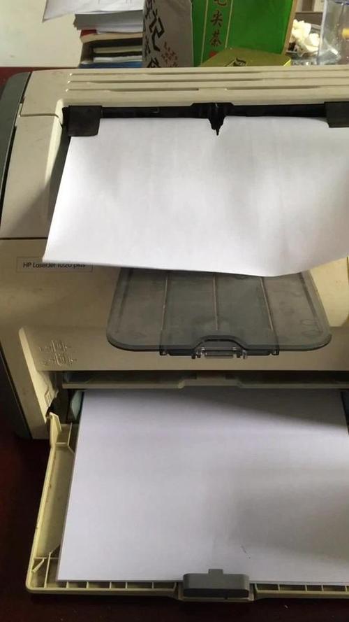 惠普打印机老显示卡纸但是没卡纸缩略图