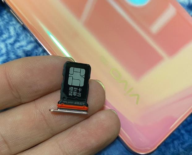 vivox30pro的卡槽在哪