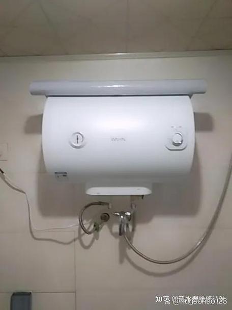 电热水器是自动上水吗